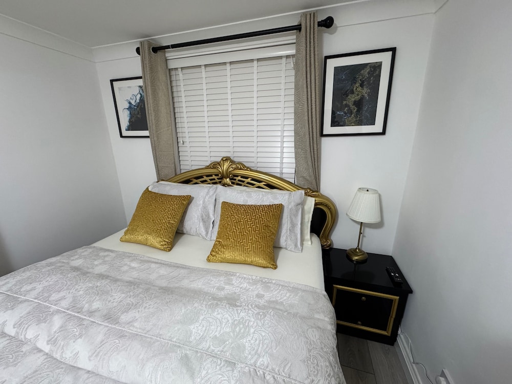 Cozy 2br-5guests-near Attractions-garden