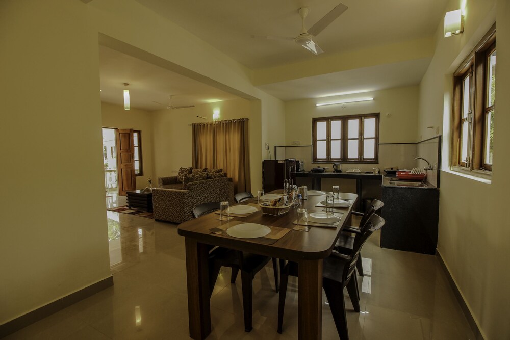 OYO 9891 Home Poolside 2BHK Villa Thalassa