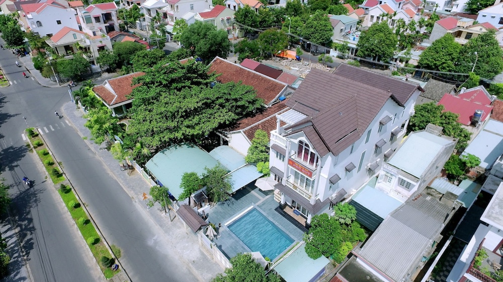 Well-To-Do Villa