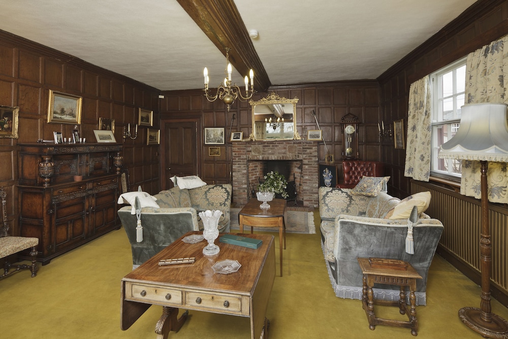 Haughley House B&B