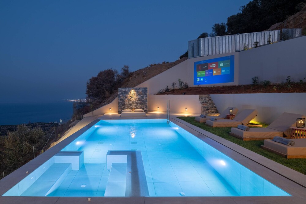Luxury Villa Vie