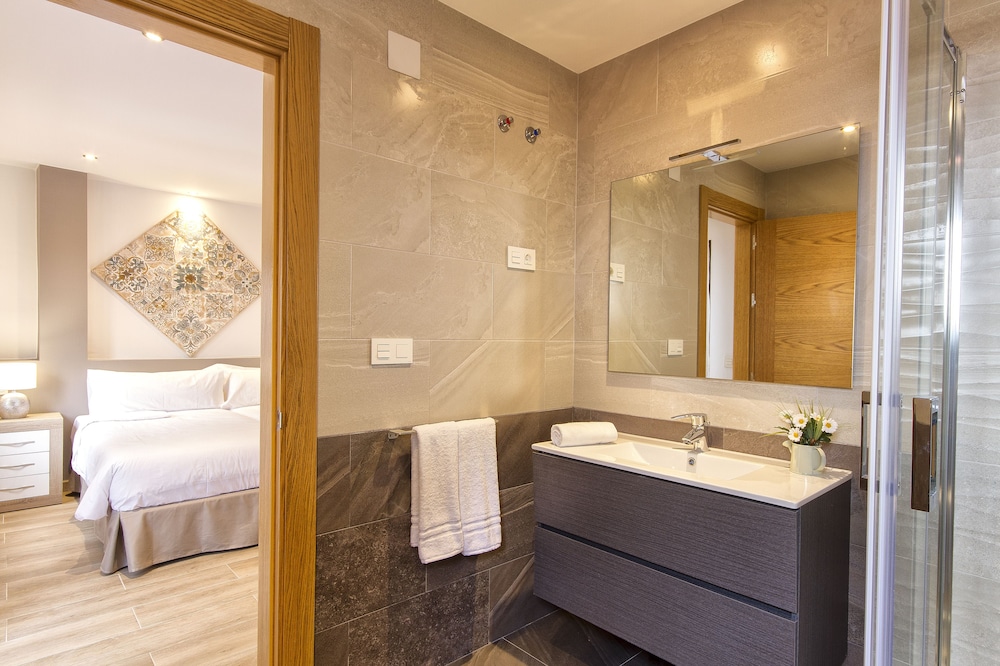 Marbella Vacations - Lucero 12 Marbella Hostal Boutique - Property Image 37