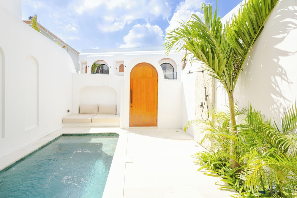 Villa Amal 9 by Pertama Management