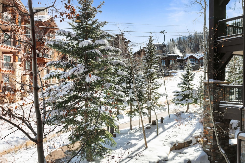 202 - Three Bedroom Deluxe Flagstaff 3 Condo