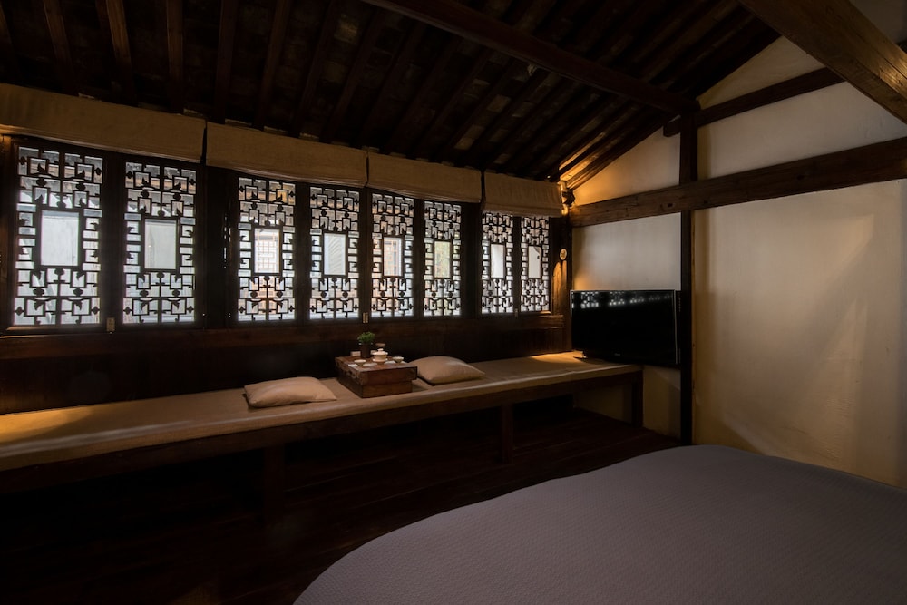 Guzo Su The Old House Boutique Hotel