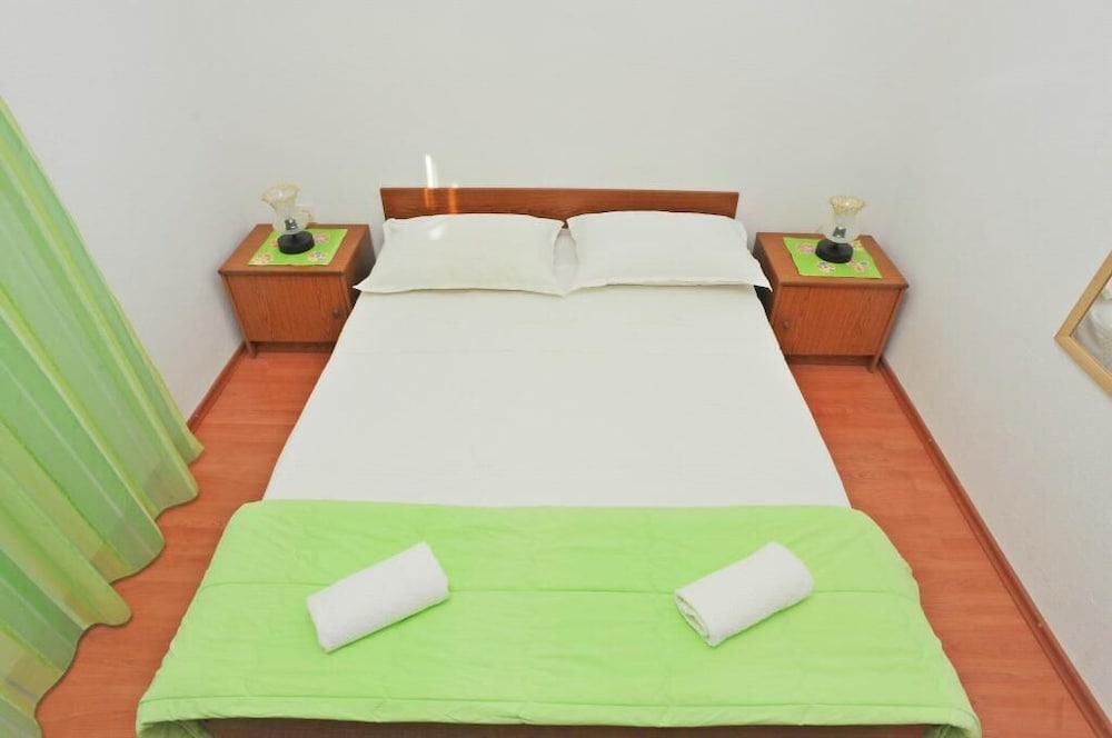 Apartments Lenka view 4