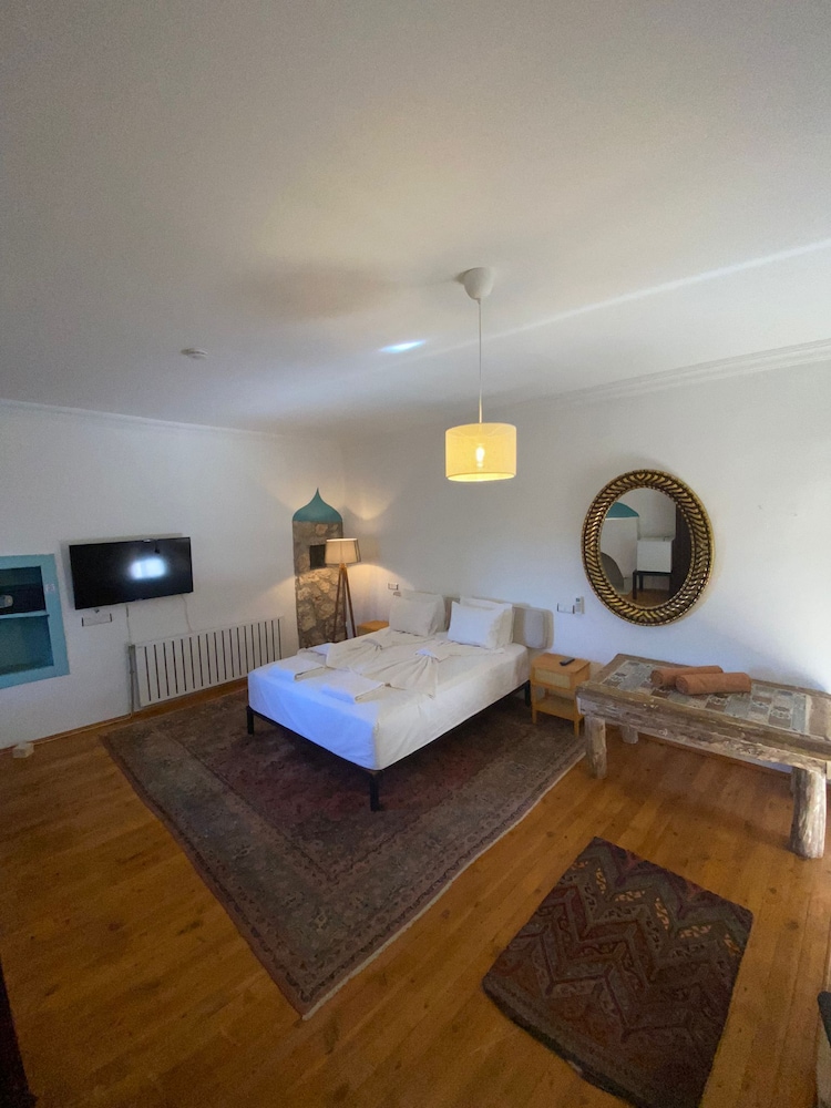 Kale Lodge - Adults Only - Image 37