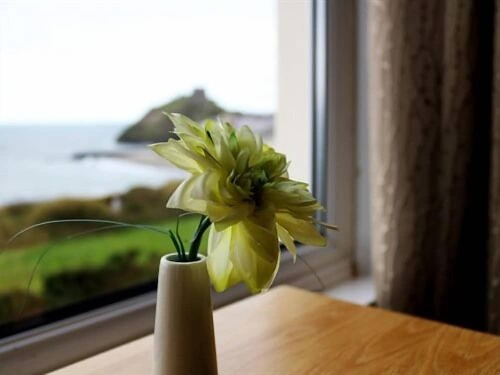 Plas Isa Hotel