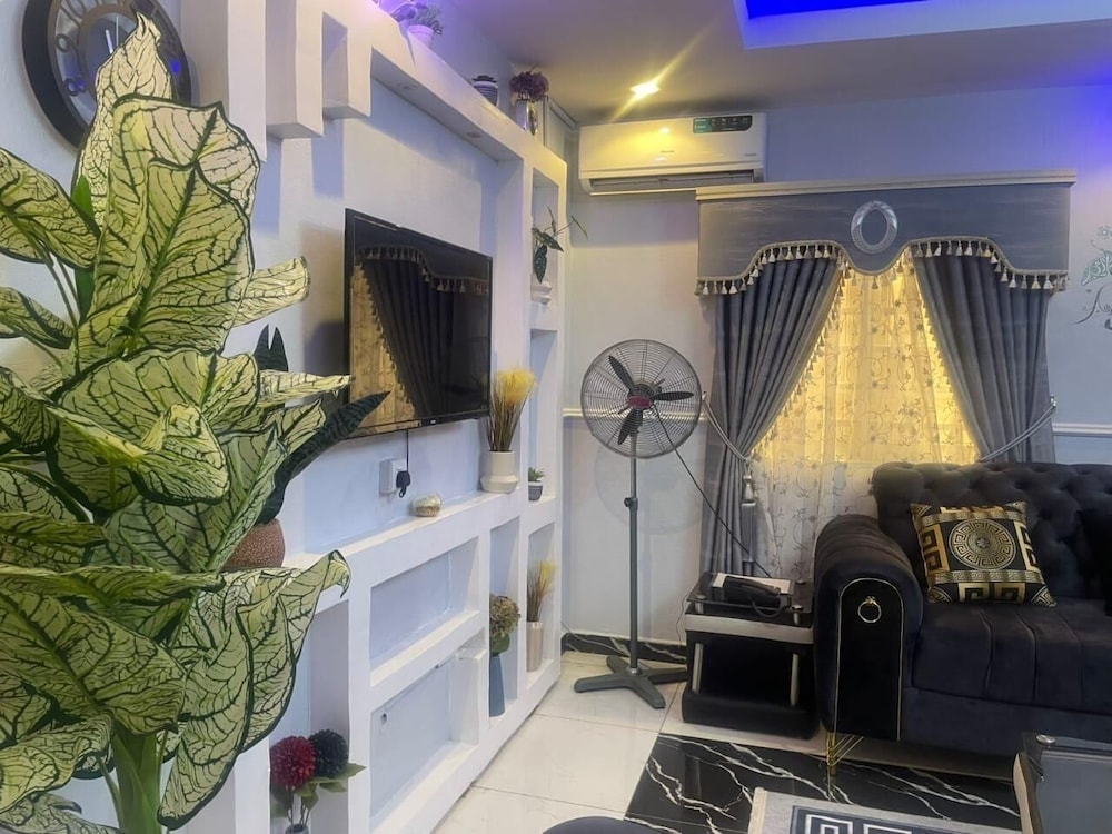 Muniz Global Apartments