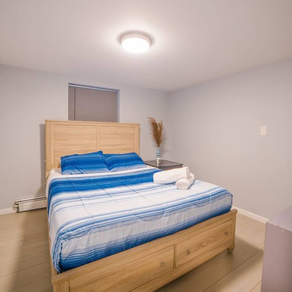 Midway Airport 2 Bedroom With Full Kitchen