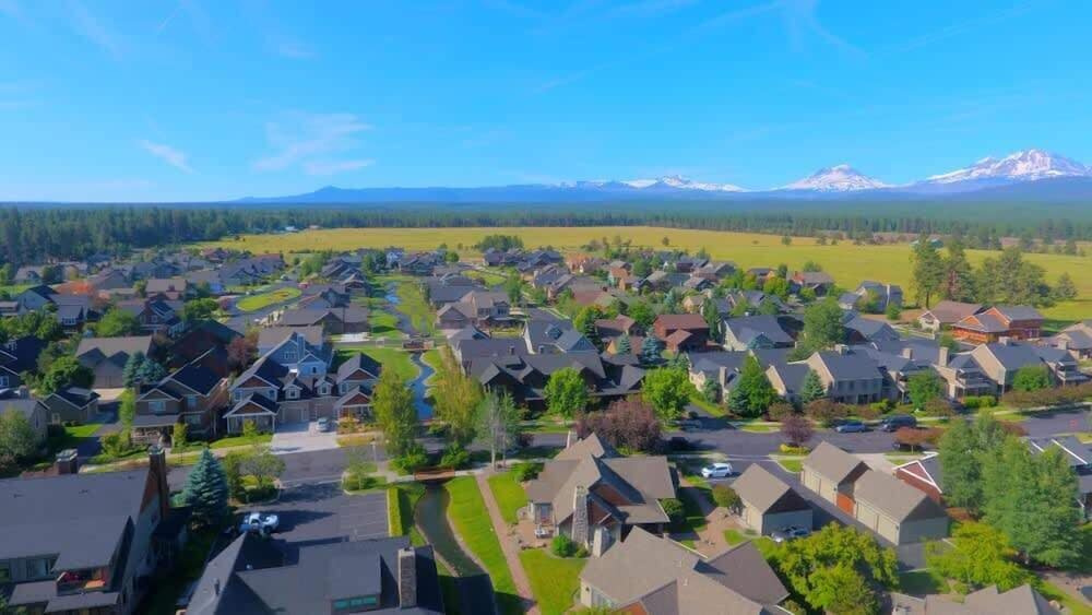 Cascade Cottage Stay for 6