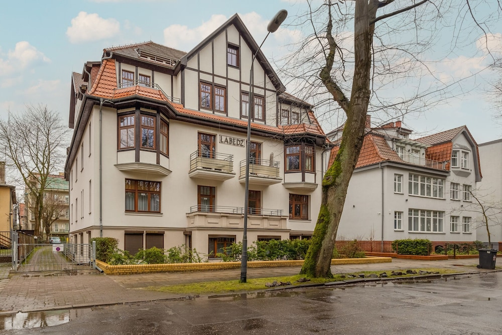 Apartment on Sienkiewicza St. by Renters view 3