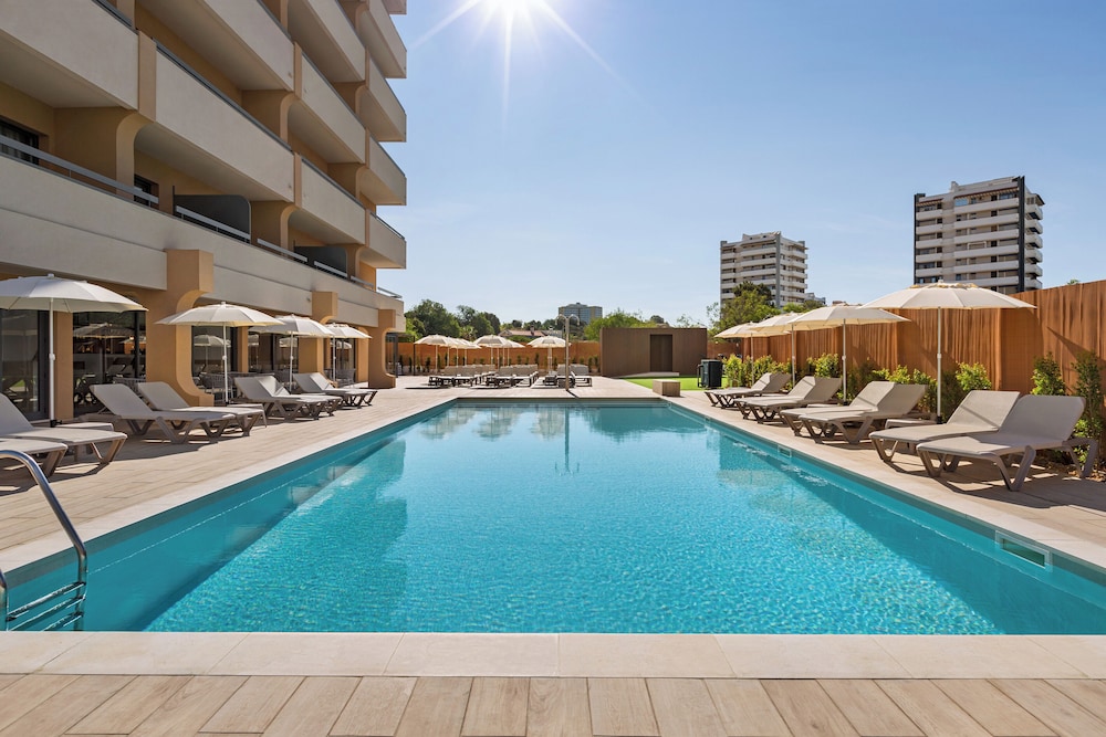 Hotel Wyndham Residences Alvor Beach - Image 1