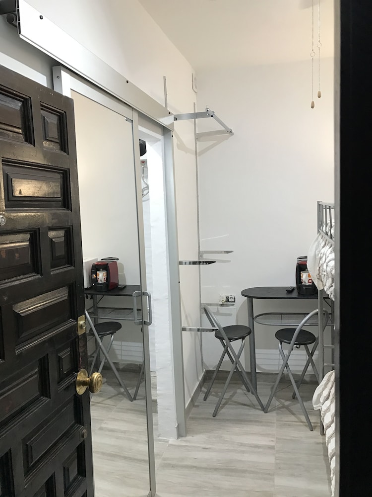 Reyna Express - Hostel photo 3