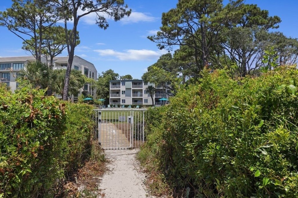 How You Dune? - Beachwood Place 2 Bedroom Condo
