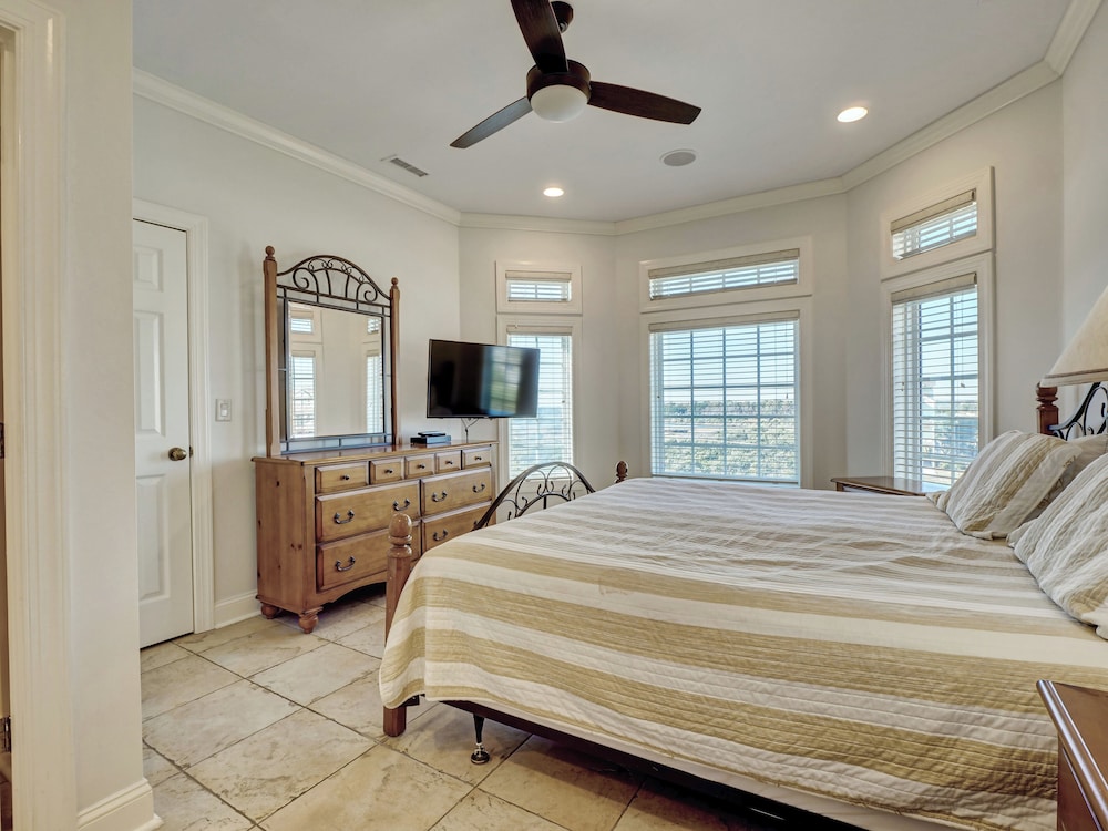 Coppertop by Topsail Realty