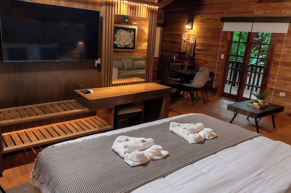 Papalo Resort Hotel
