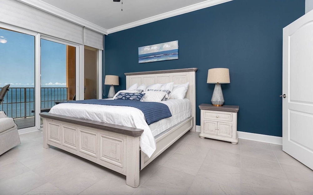 Phoenix Gulf Towers 1404 4 Bedroom Condo