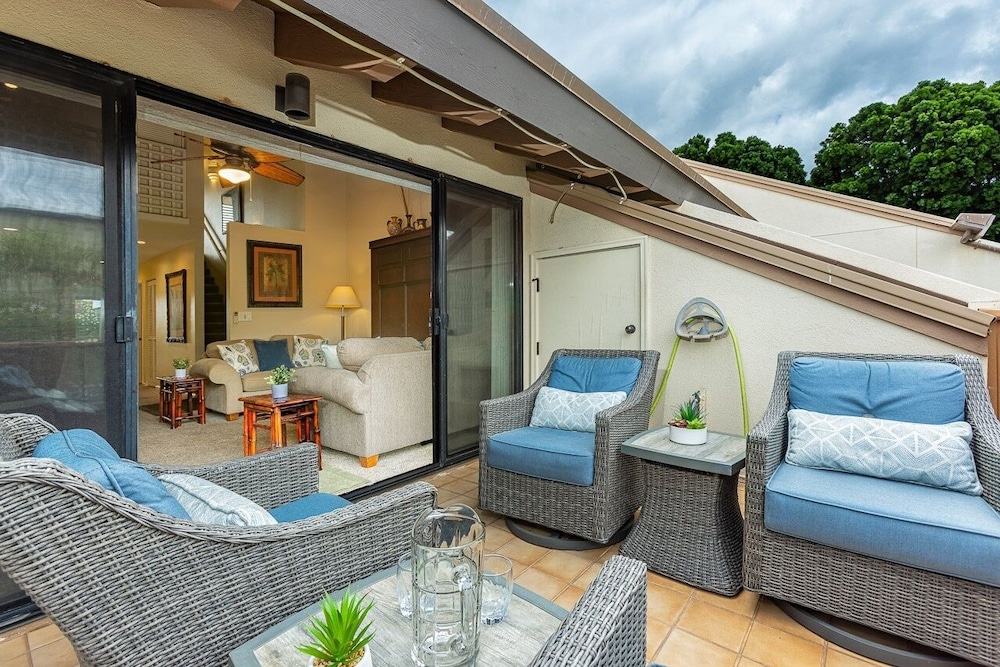 Maui Kamaole M207 2 Bedroom Condo