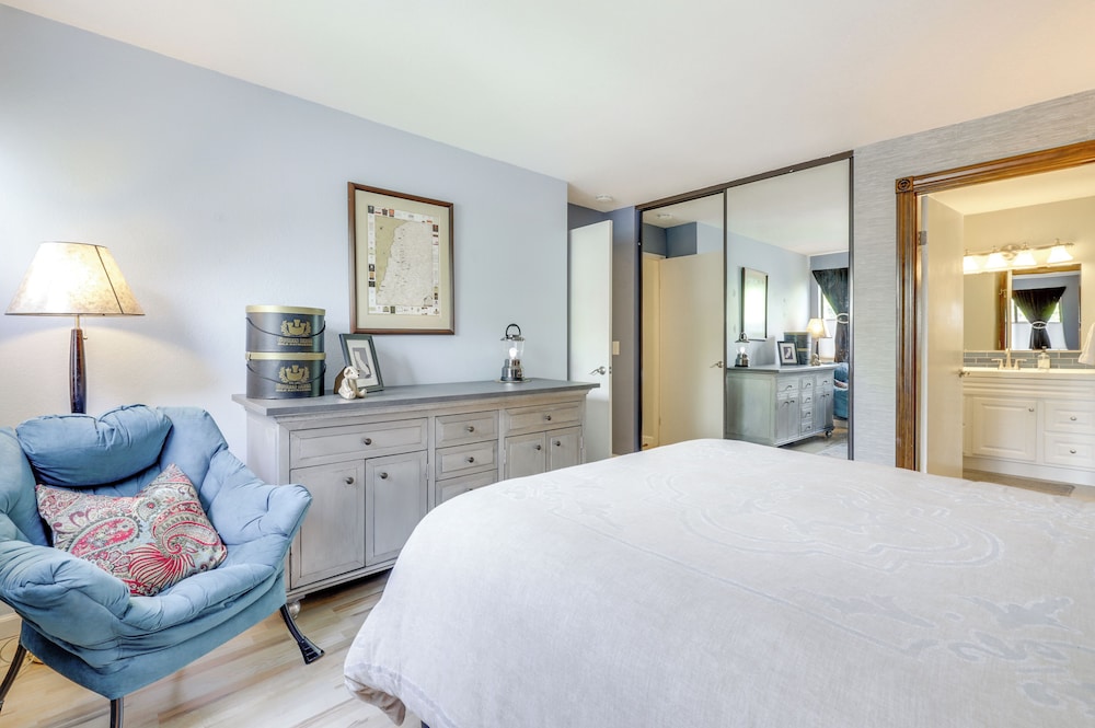Private Patio & Workspace: Quiet Sonoma Condo!