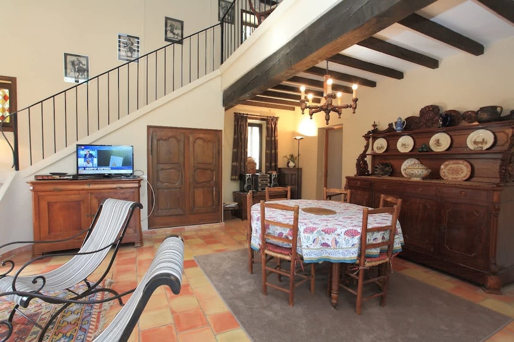 La Familiale - Proven al House With Swimming Pool and Breathtaking View of Gordes