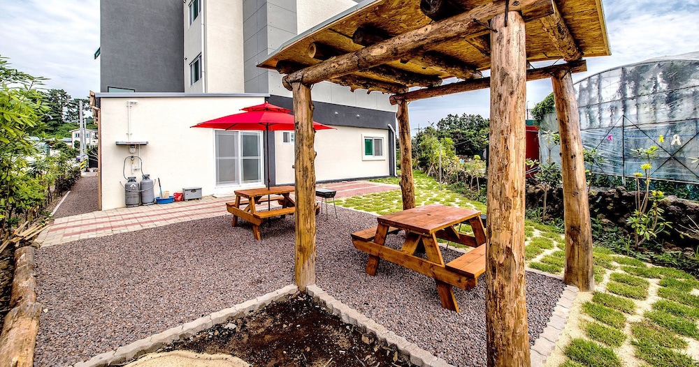 Soborok Yoborok Pension
