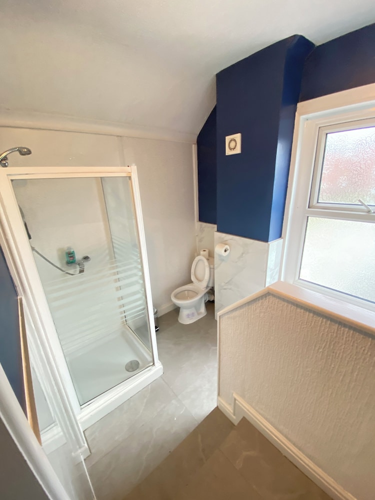 Meadows Way Guest House