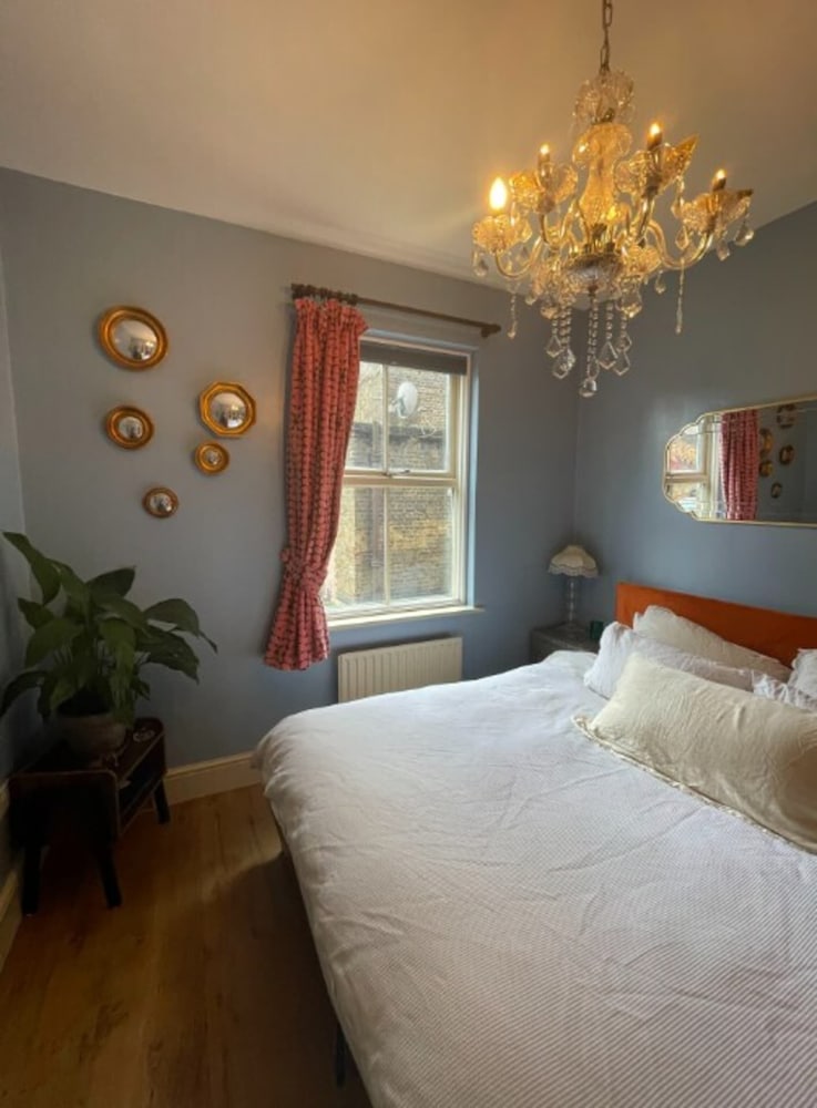 Stylish & Homely 1BD Flat, 1min to Clapton Sqaure!