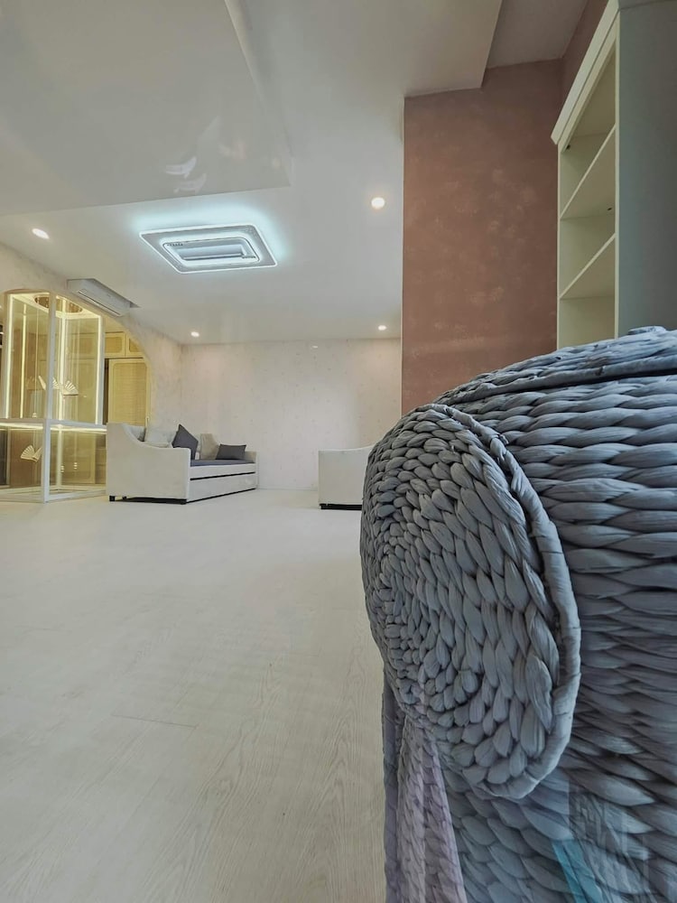 HOANG ANH GOLD HOUSE APARTMENT