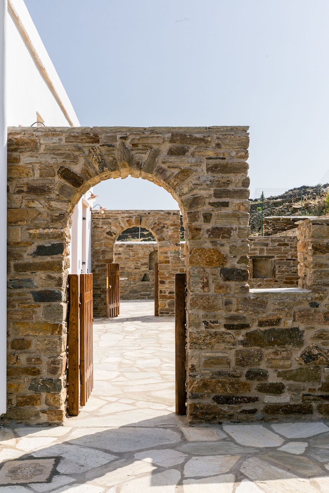 imarkellis boutique villas