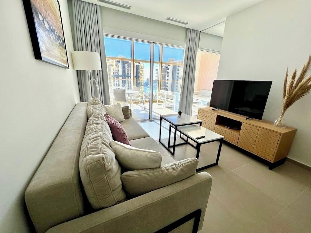 Apartments in Intempo by Leo Apartments