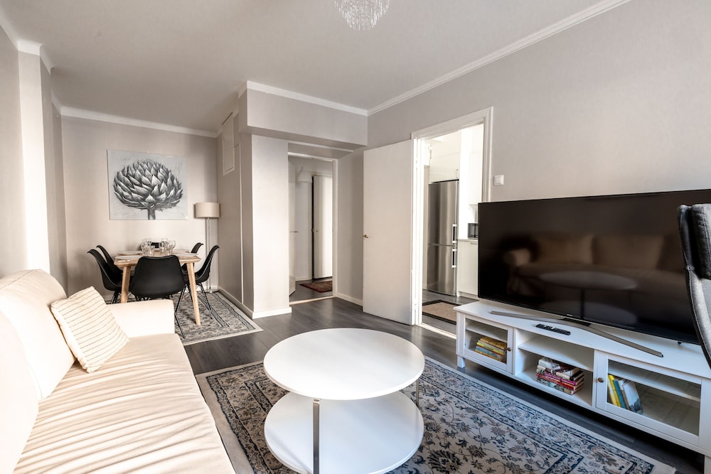 2ndhomes Stylish 1BR Apartment