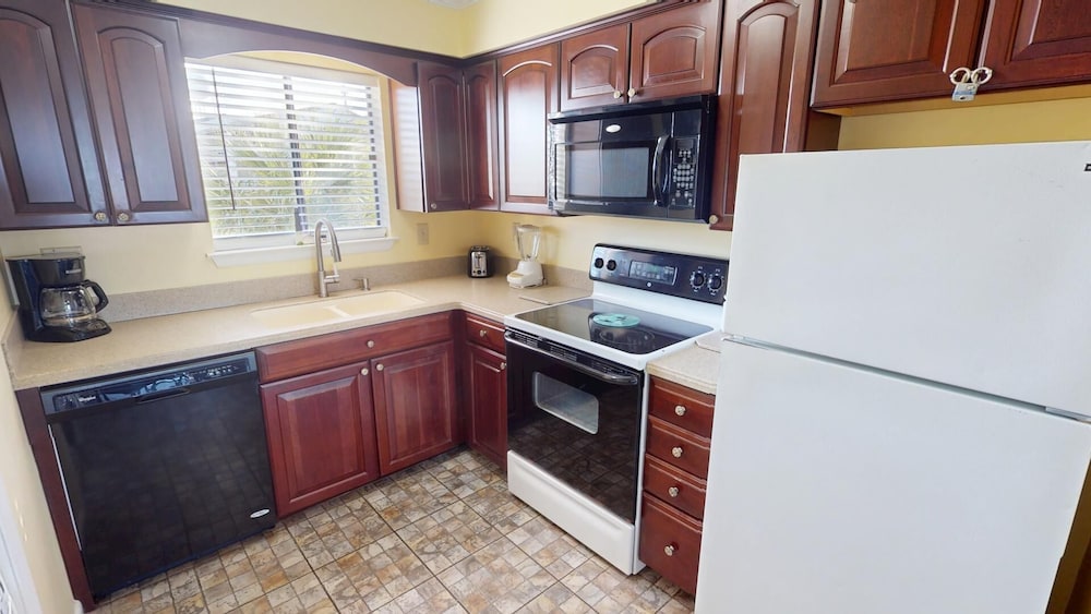 Lighthouse Point 2 by Tybee Vacation Rentals