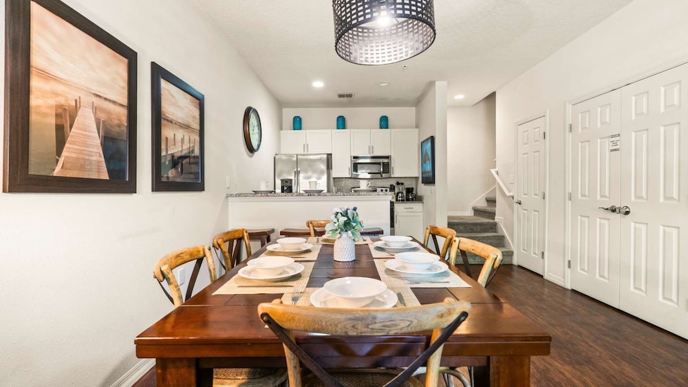 Upstay Modern 3BR Townhome w Pool Near Disney