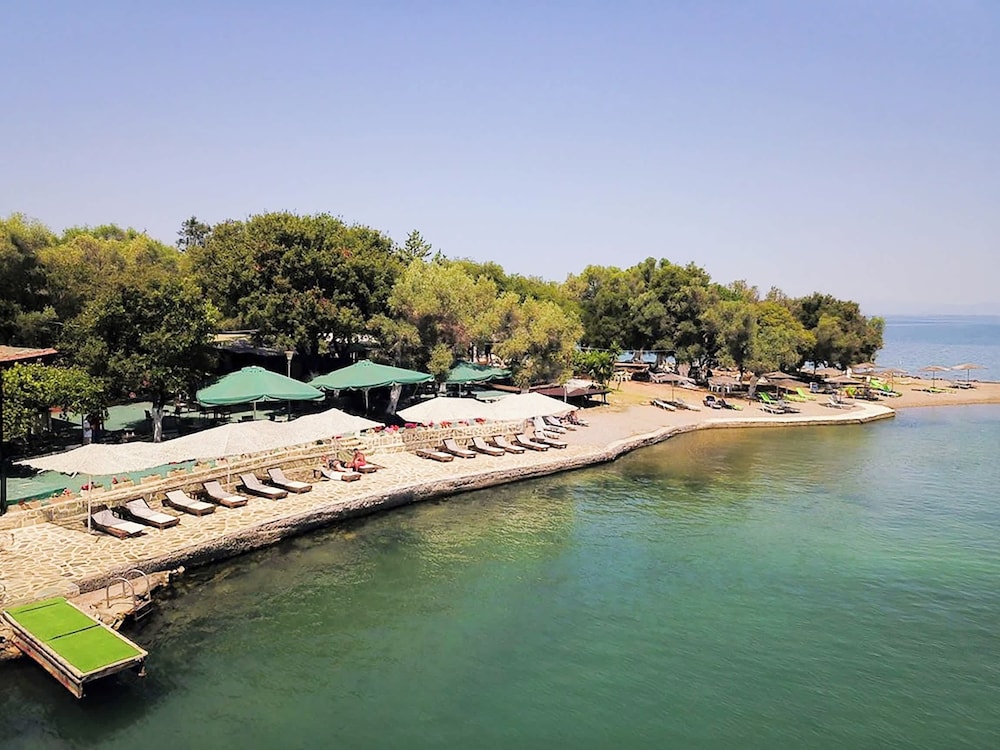 Panoramic Seaview Blue Nest - Stylish Getaway