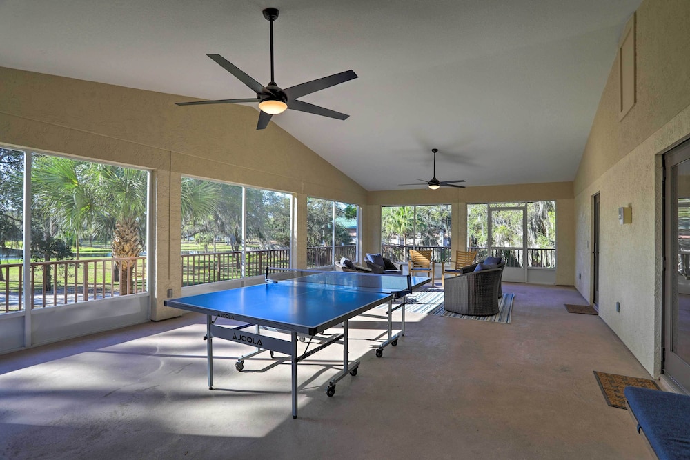 The Peacock Farm Largo Home + Outdoor Oasis! view 3