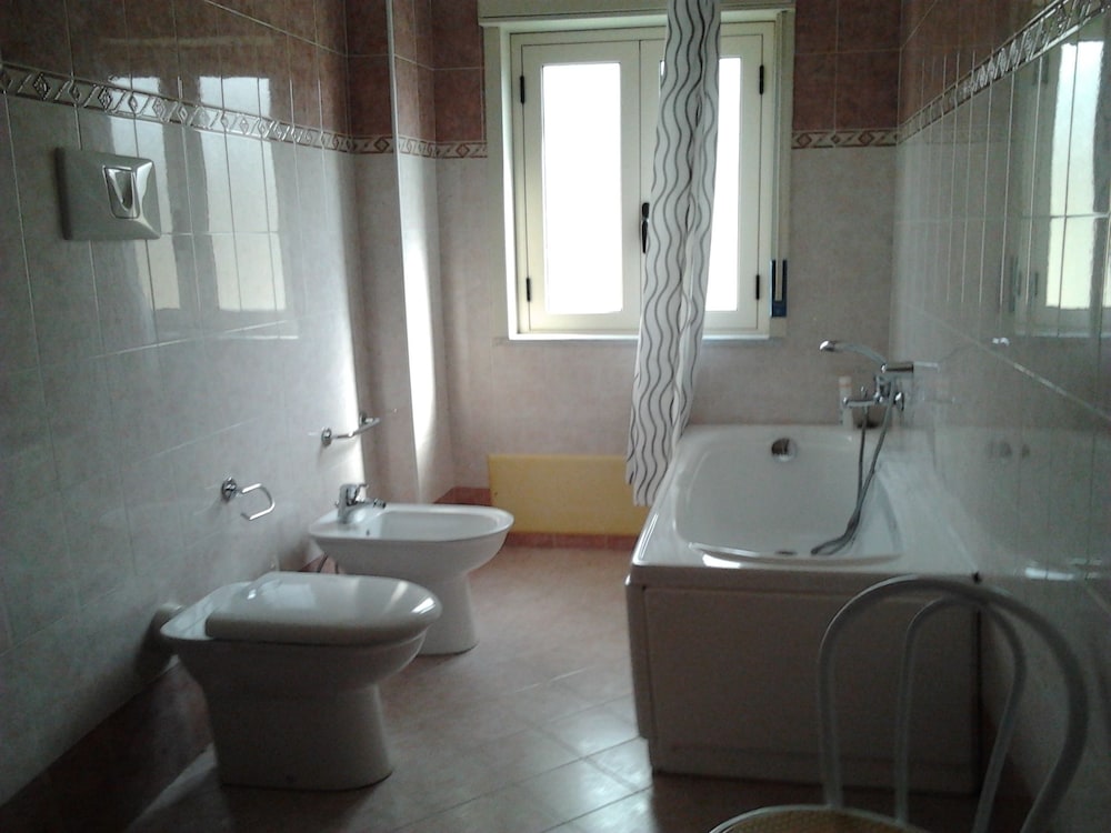 B&B Emmanuel