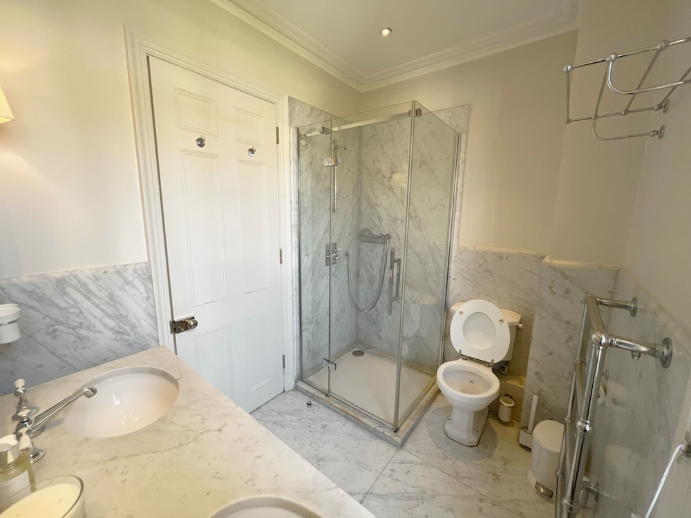 Elegant 3bed House w Garden - Belgravia Sloane Sq