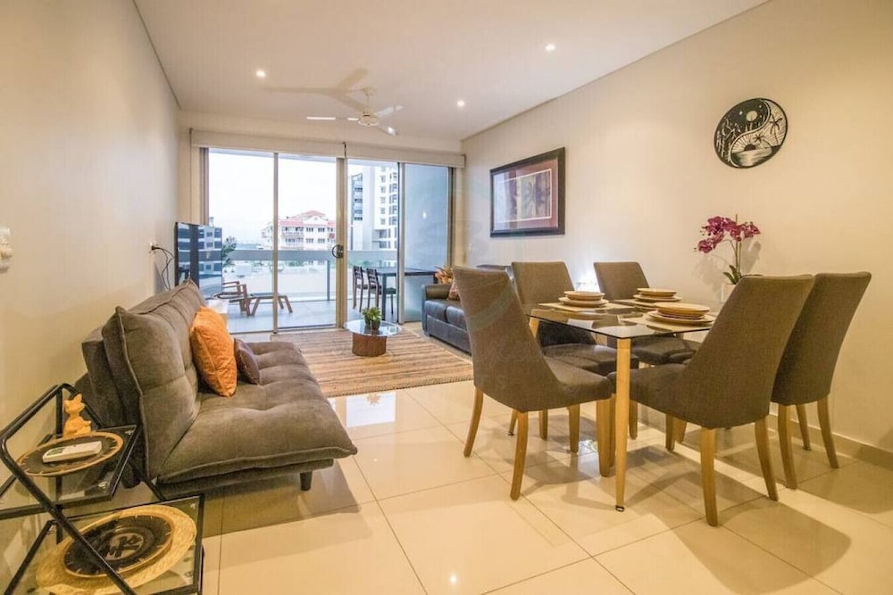 ZEN CENTRAL AMBIENT - 3Bedroom Apartment