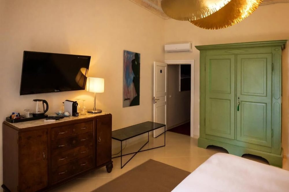aria boutique hotel