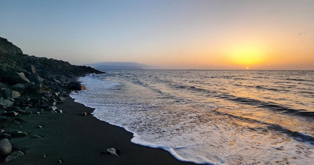 Casinha Nova - Entire Home With City & Ocean View in Sao Filipe