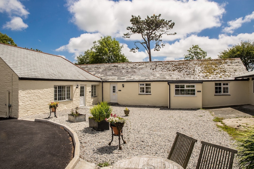 Pendragon Country Cottages