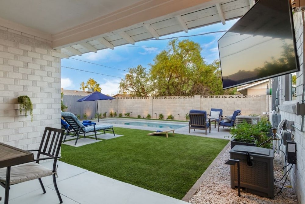 The Crown Azul 2 Masters New Pool Spa Office