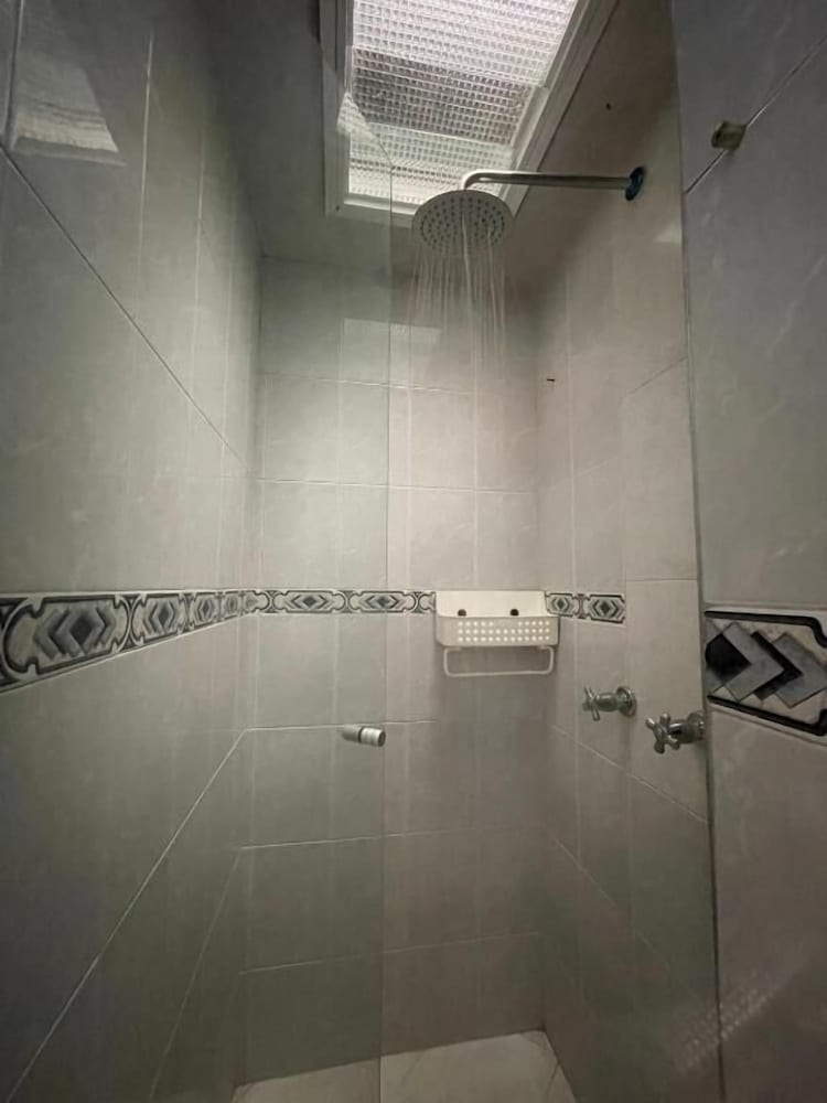 BAMUKA HOSTEL