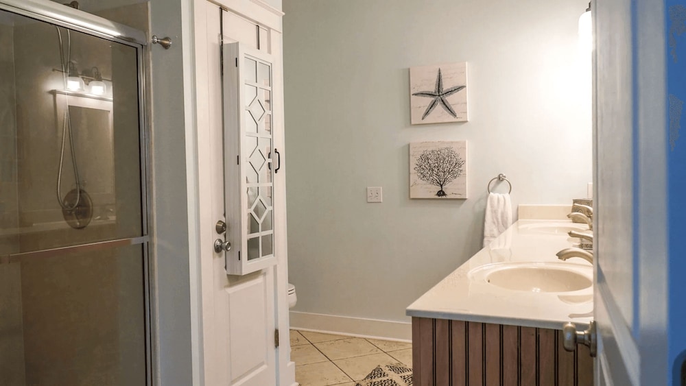 Shell Yeah by Avantstay Seagrove Pet-friendly Private Pool