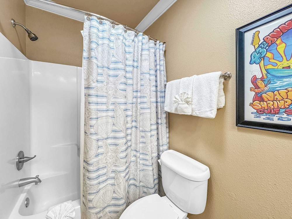 Oceanfront Luxe Pool + Beachfront Free Golf