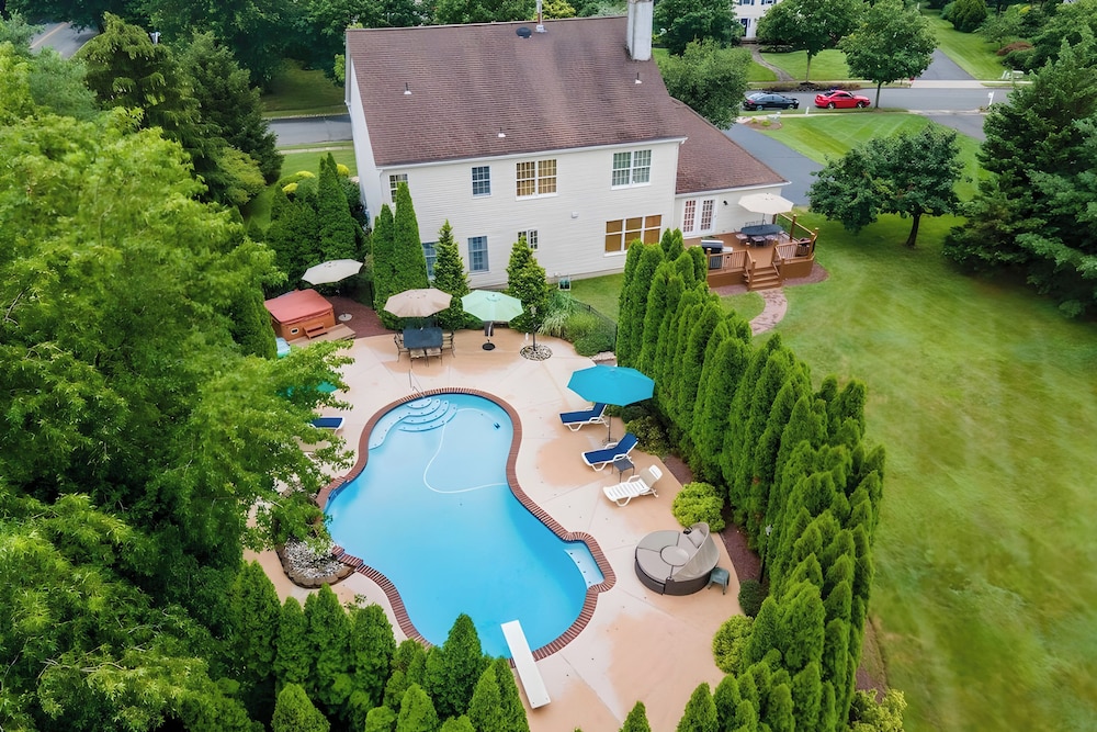 Hot Tub & Pool: Family Home 5 Mi to Princeton!