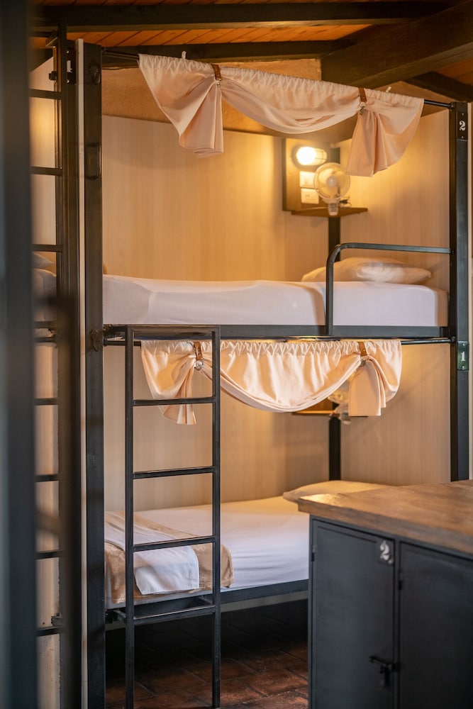 Barbaras Boutique Hostel