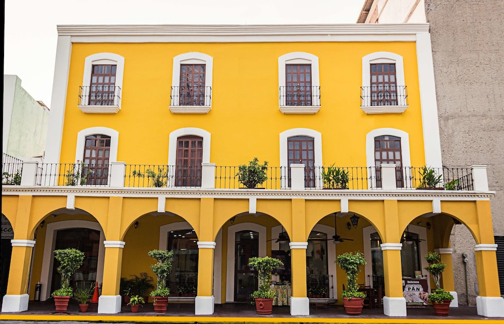 Hotel Best Western Hotel Madan - Image 1