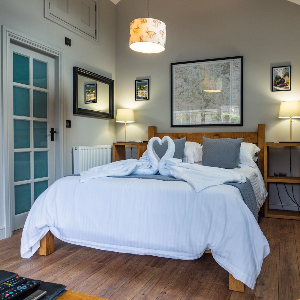 1 Bed Studio in Two Dales, Near Matlock & Bakewell view 2